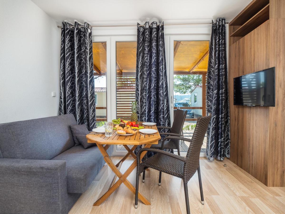 Mediteran Travel Mobile Homes Uvala Slana Selce Kültér fotó