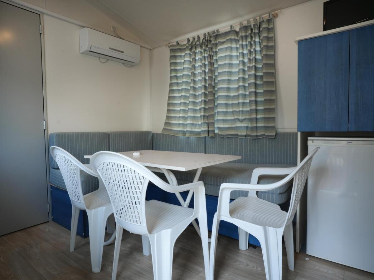 Mediteran Travel Mobile Homes Uvala Slana Selce Kültér fotó